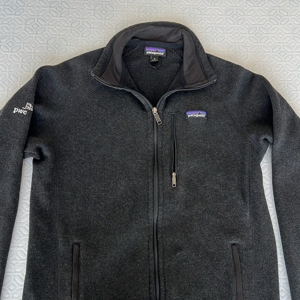 PwC (PricewaterhouseCoopers) embroidered Black Patagonia Better Sweater Sz M